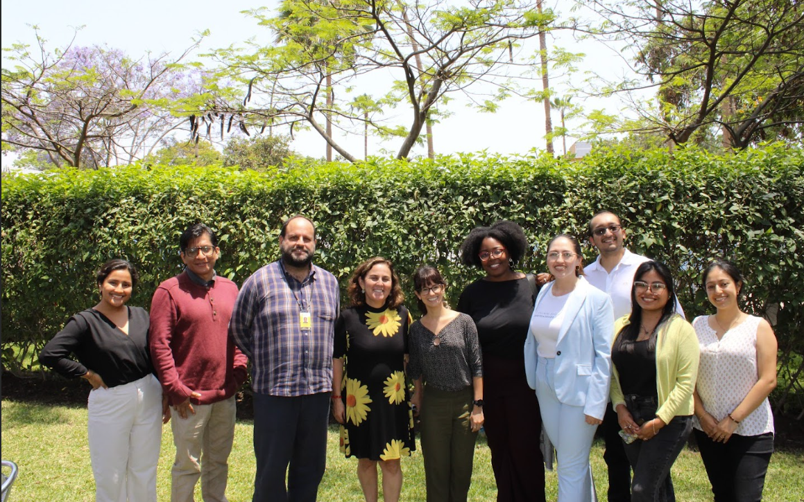 El IMTAvH recibe visita de Taissa Vila, editora de la revista The Lancet Regional Health – Americas
