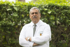Dr. Eduardo Gotuzzo ocupa el primer puesto de ranking de mejores investigadores de microbiología en Perú