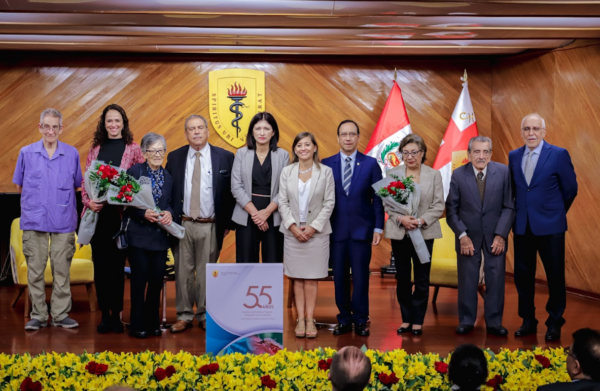 foto portada presentacion del libro