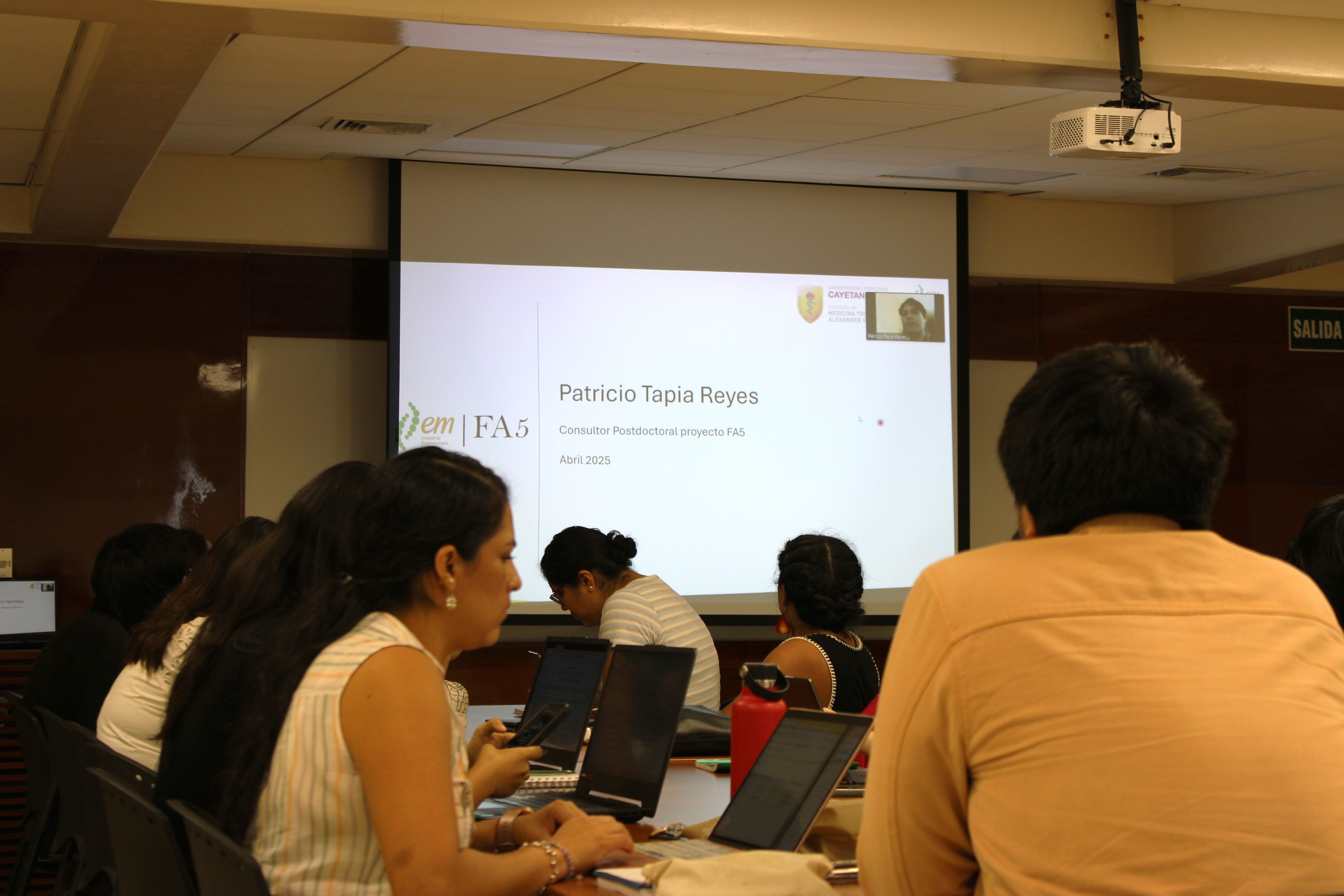 Unidad de Epidemiología Molecular del IMTAvH fortalece competencias mediante Taller de Filogenética