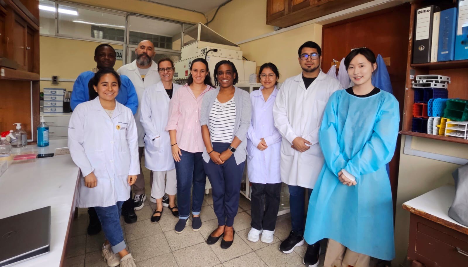Proyecto PIPE: Visita de Harvard, IVI e INC-Brasil implementan nueva técnica ELISA para medir la seroincidencia de Salmonella en Perú
