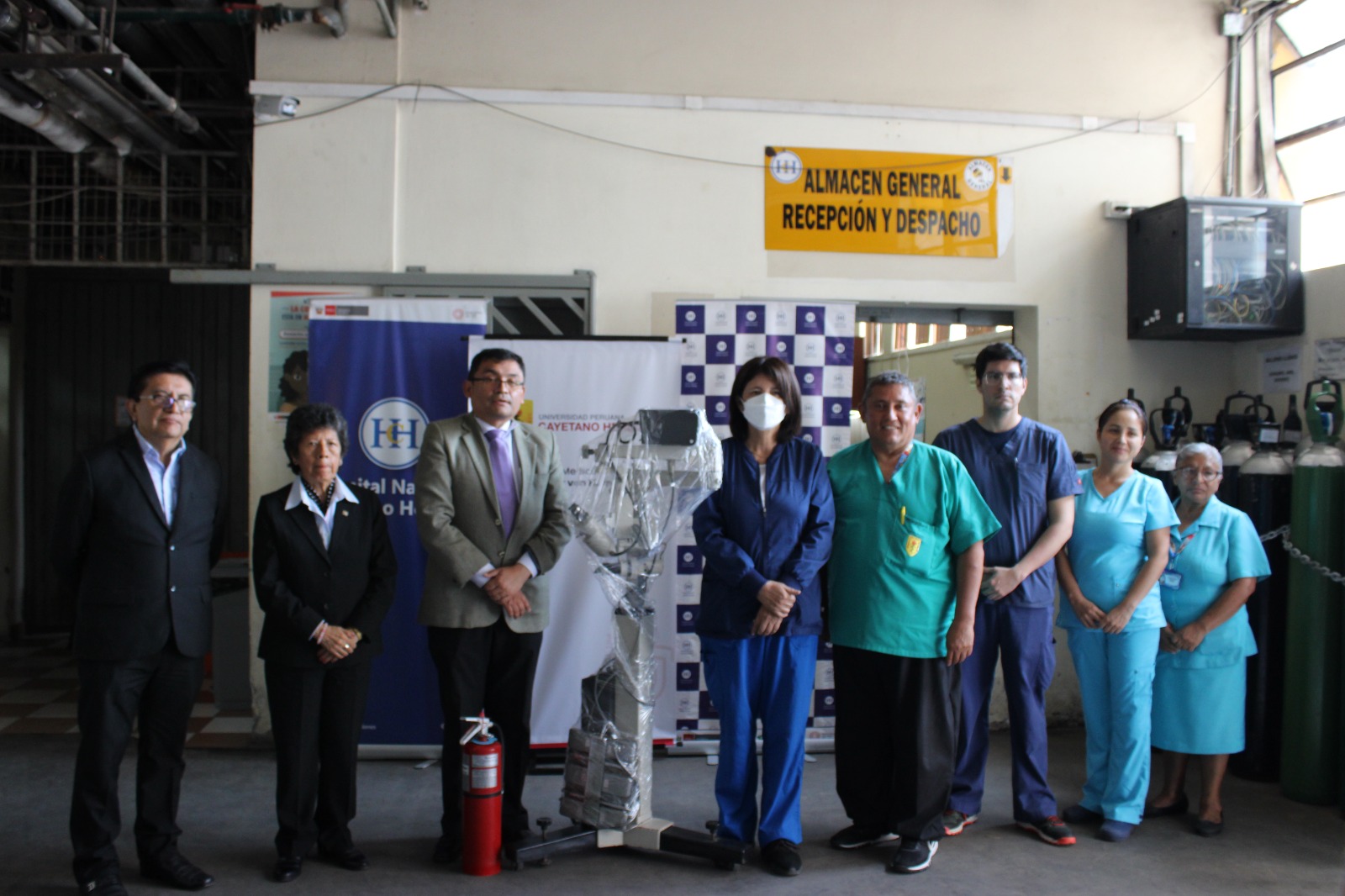 IMTAvH realiza donación de equipos al Hospital Nacional Cayetano Heredia