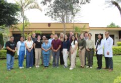 Estudiantes de NAMRU SOUTH visitaron el Instituto de Medicina Tropical Alexander von Humboldt